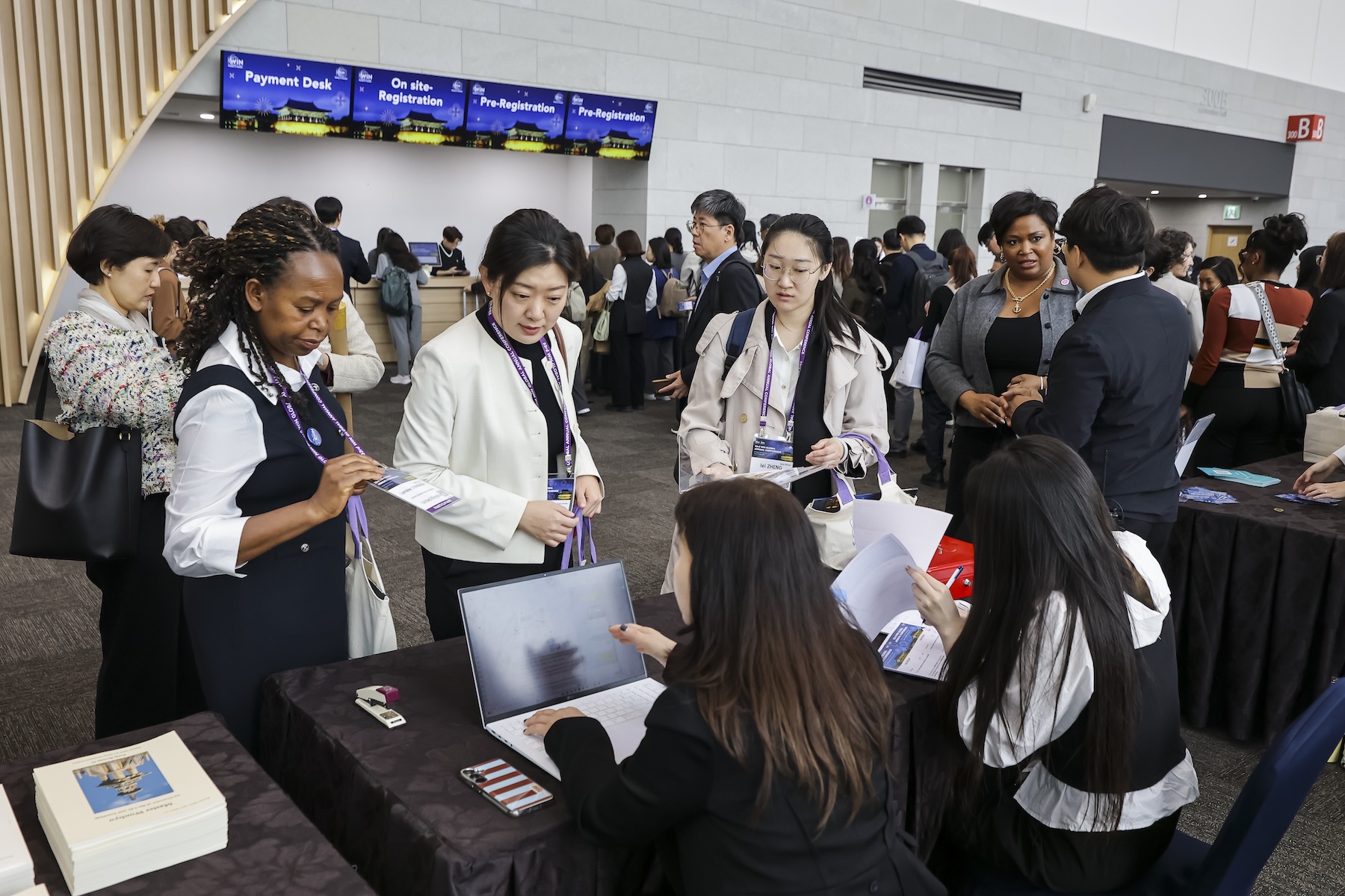 33rd WIN  CONFERENCE_01. Registration_0080.jpg